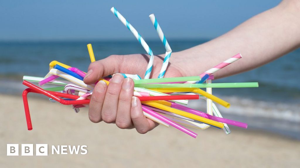 How the US president is using straws to beat liberals with How the US president is using straws to beat liberals with