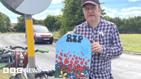 The Kelso eco-artist who uses signs to help protect wildlife