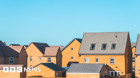 Northern Ireland ‘needs to build 100,000 homes by 2039’ Northern Ireland ‘needs to build 100,000 homes by 2039’