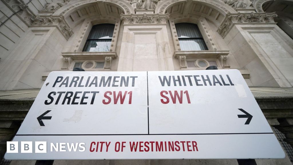 Starmer and Dominic Cummings now agree on one thing Starmer and Dominic Cummings now agree on one thing