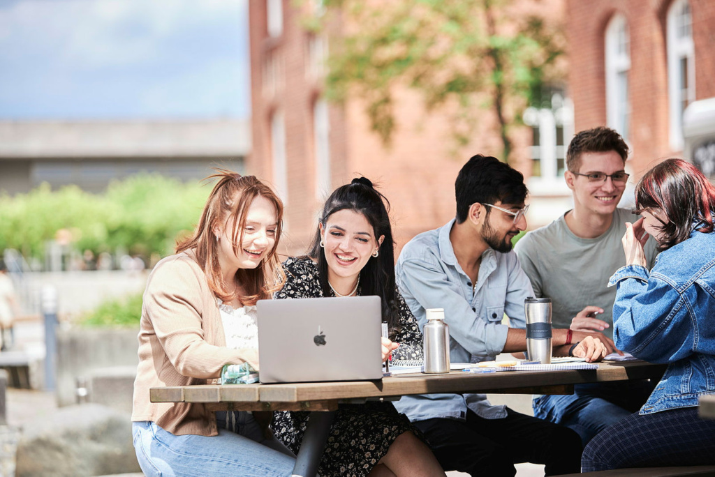 Fulda University of Applied Sciences: Tuition-free, accessible, exceptional Fulda University of Applied Sciences: Tuition-free, accessible, exceptional