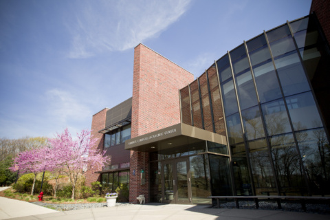 Brandeis International Business School: A global business hub
