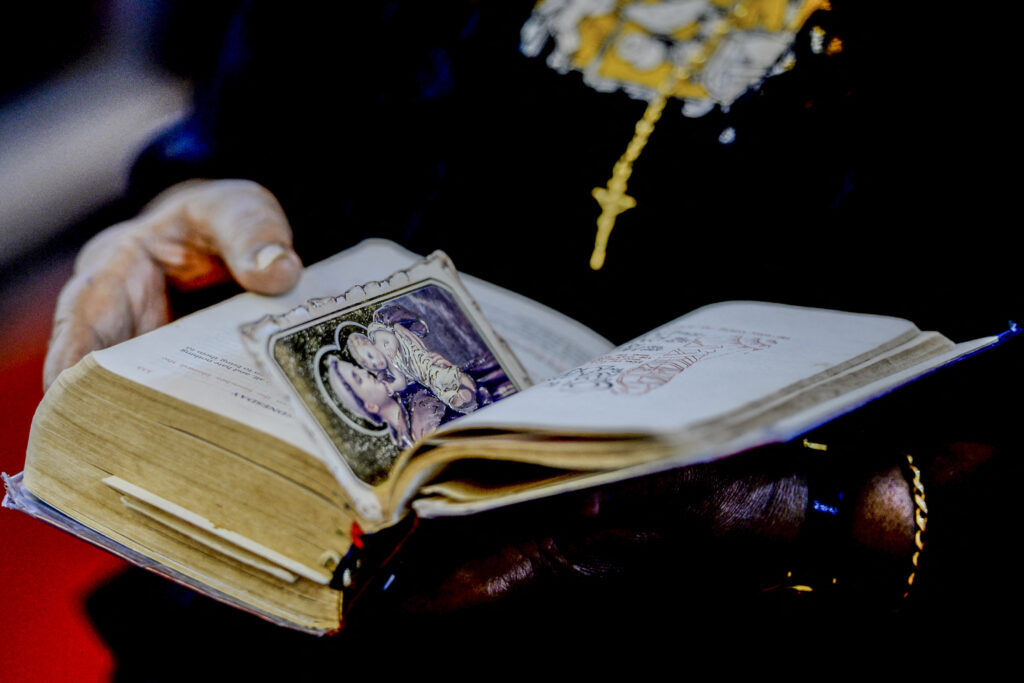 10 Bible verses about new beginnings for 2025 10 Bible verses about new beginnings for 2025