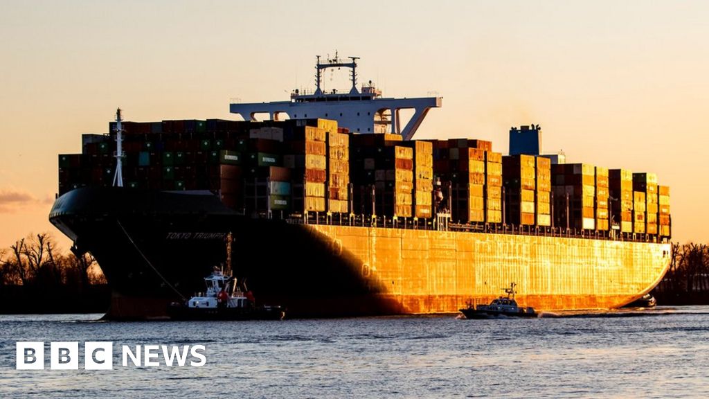 Global shipping in ‘historic’ climate deal