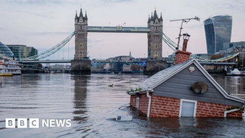 Lib Dems pledge £100bn climate fund over five years