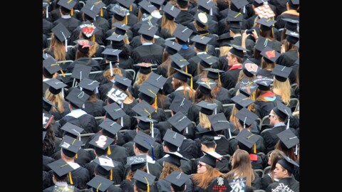 Our Favorite Places to Find Scholarships for High School Seniors