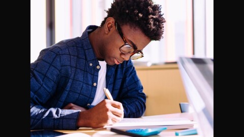 How to Apply for Scholarships Like a Pro