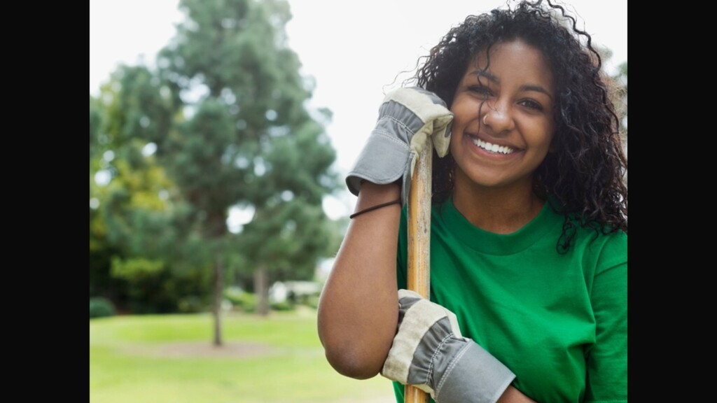 6 Volunteering Ideas to Protect the Planet
